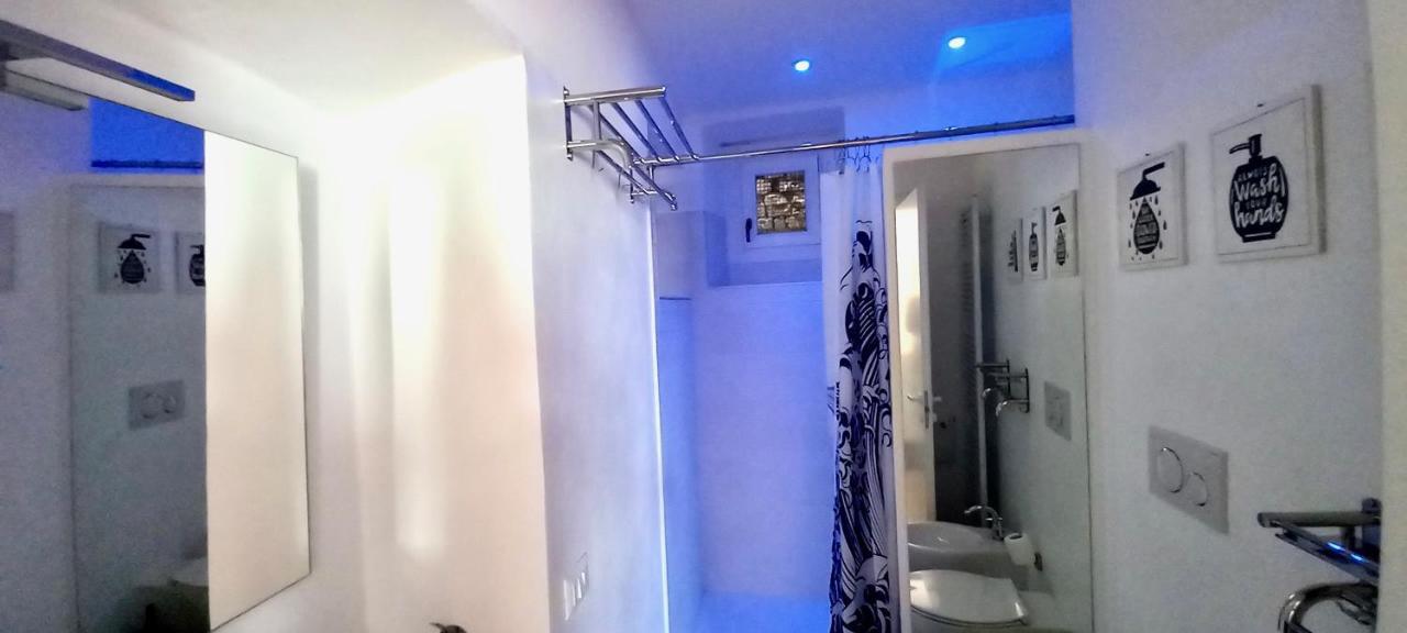 Deep Blue Lake Argegno Exterior foto